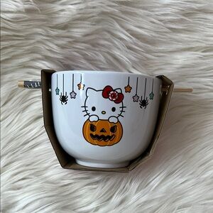 Hello Kitty Halloween Ramen Bowl with Chopsticks